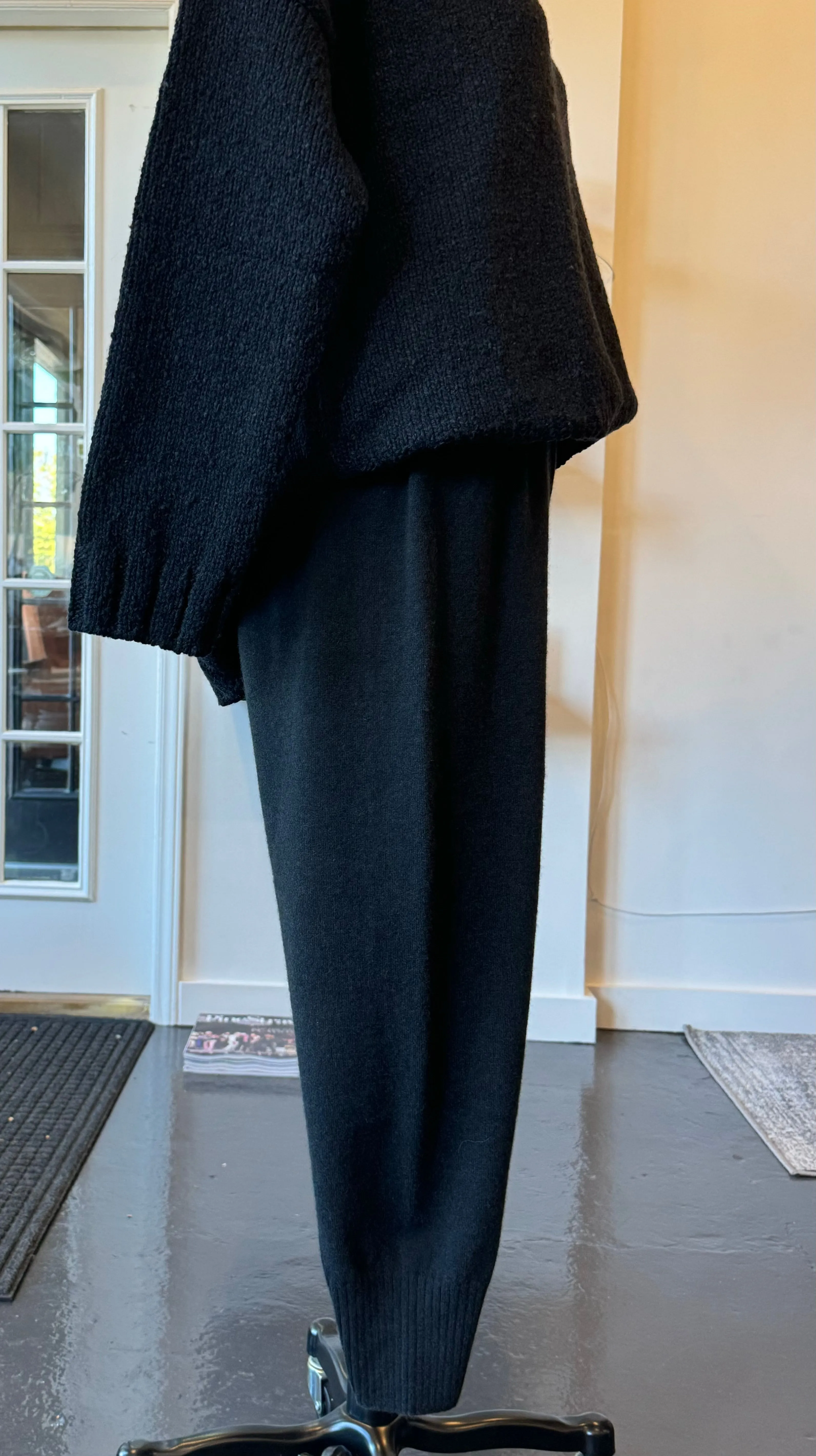 Cashmere Leggings in Sumi