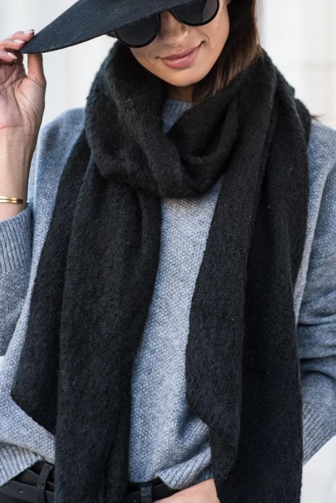 C.C. Scarf in Black