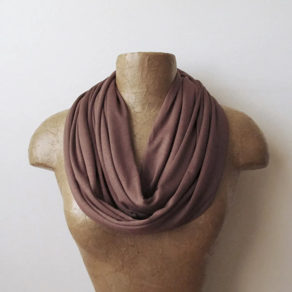 CHESTNUT BROWN Infinity Scarf