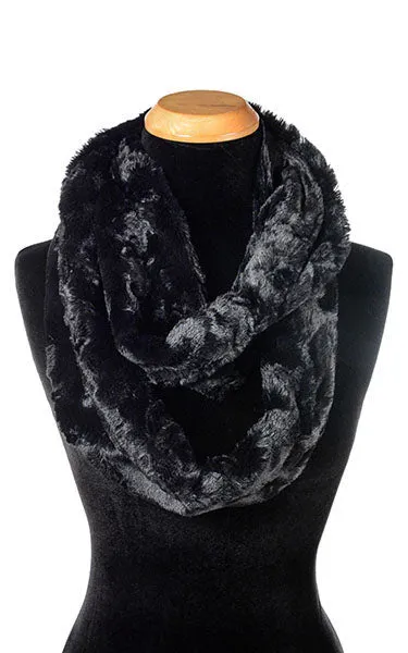 Infinity Scarf - Cuddly Faux Furs