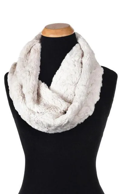 Infinity Scarf - Cuddly Faux Furs