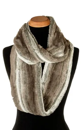 Infinity Scarf - Plush Faux Fur in Willows Grove