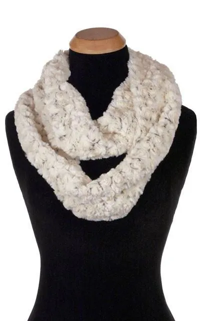 Infinity Scarf - Rosebud Faux Fur