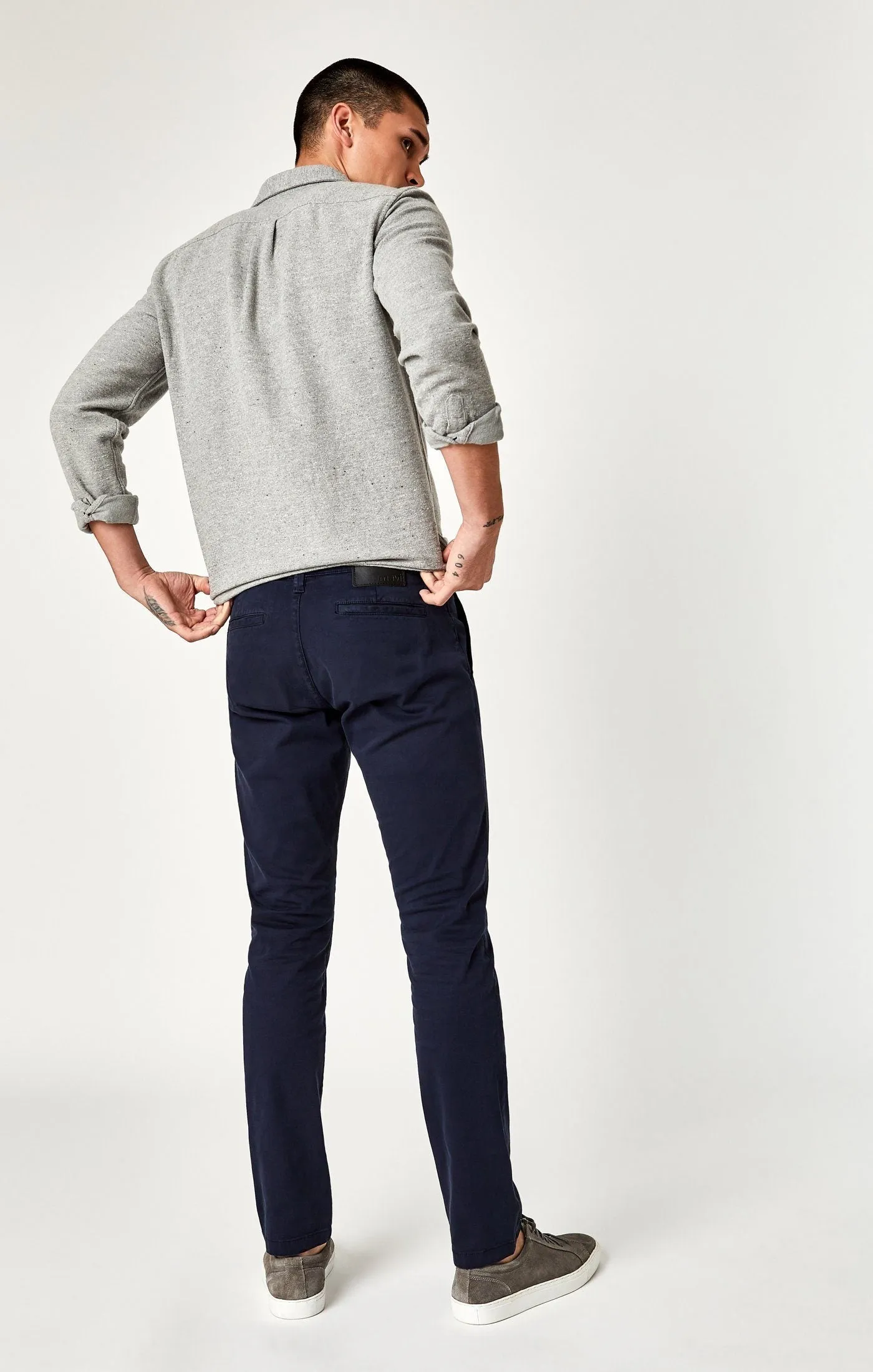 JOHNNY SLIM CHINO IN DARK NAVY TWILL