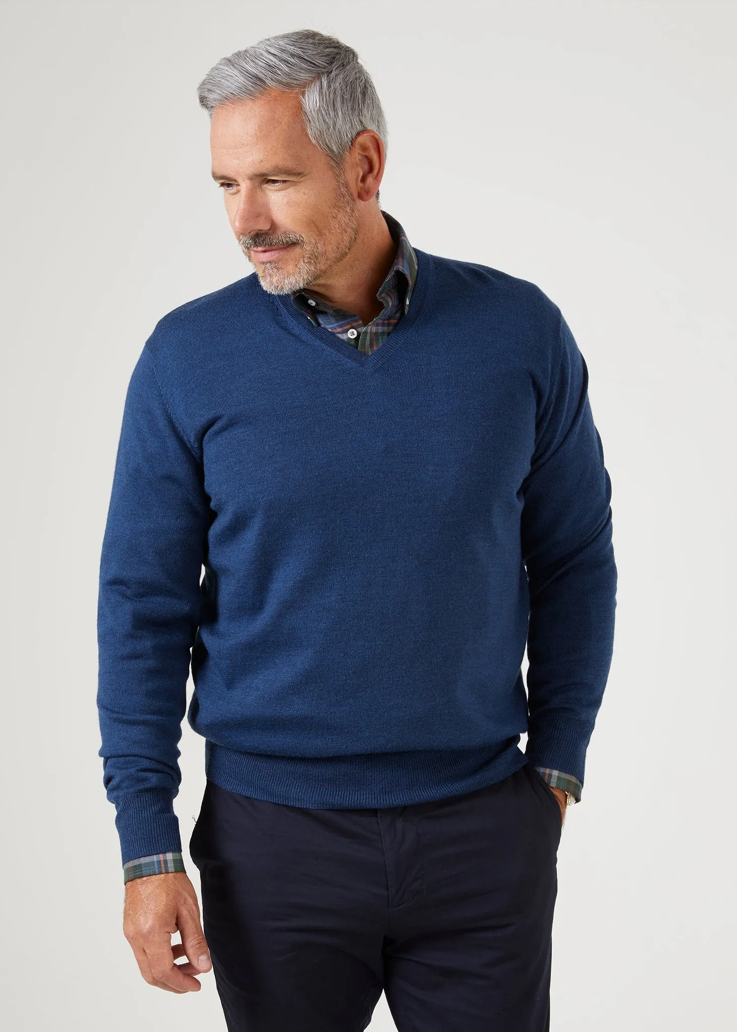 Millbreck Men's Merino Wool Jumper in Indigo - Regular Fit