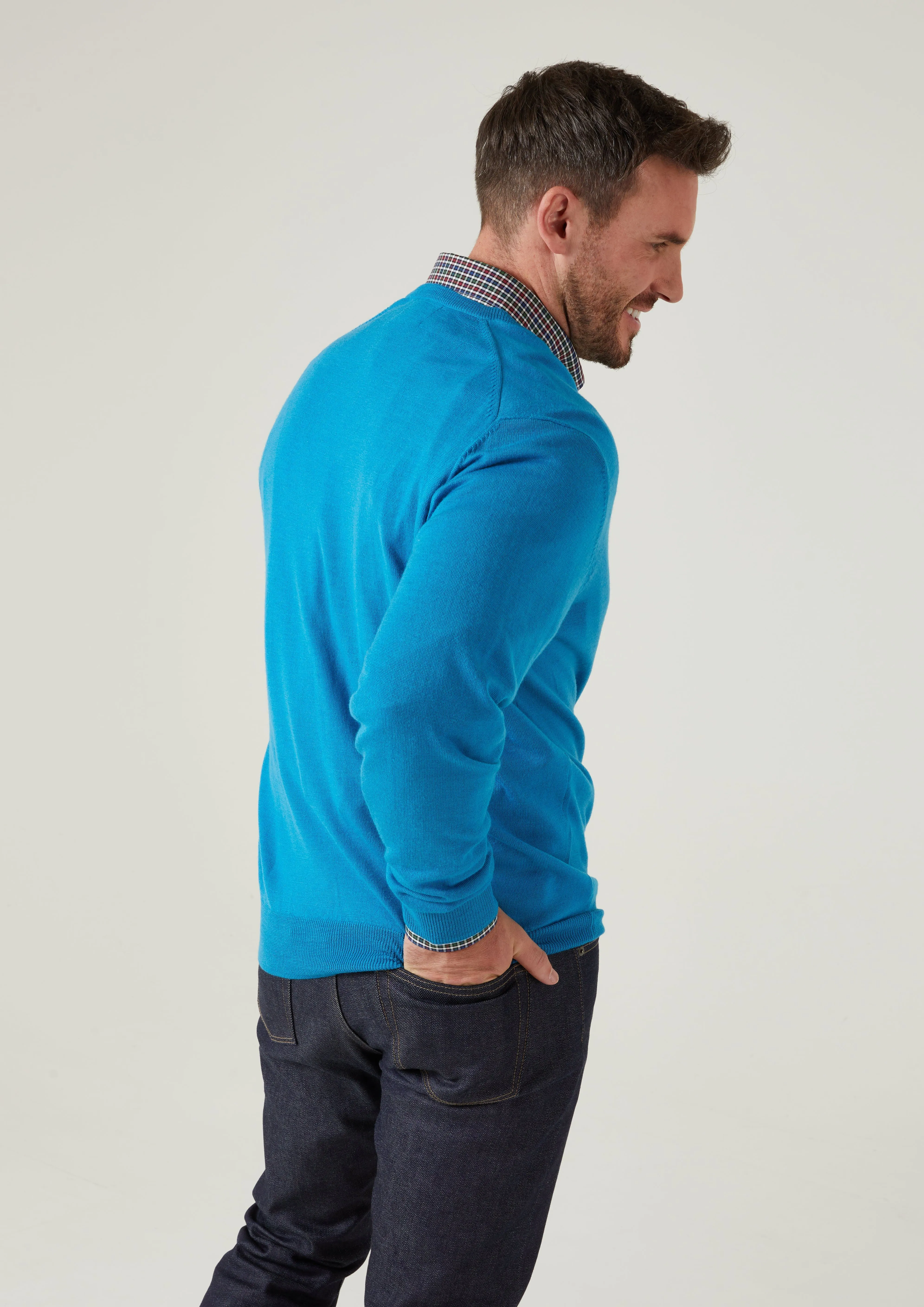 Millbreck Men's Merino Wool Jumper in Zircon - Regular Fit