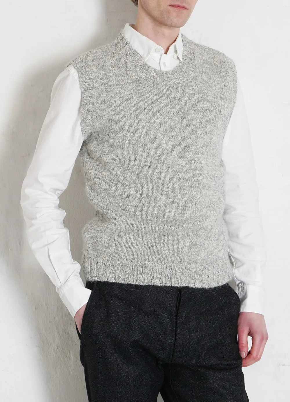 MOGENS | Knitted Crew Neck Vest | Smoke