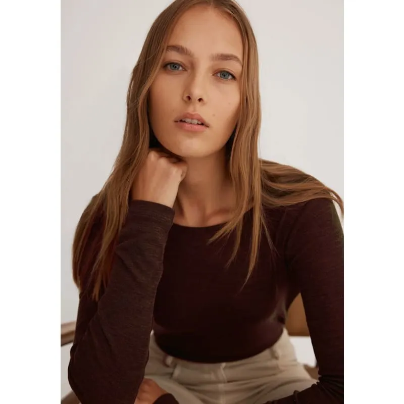 Morri Merino Rib Round Neck | Chocolate