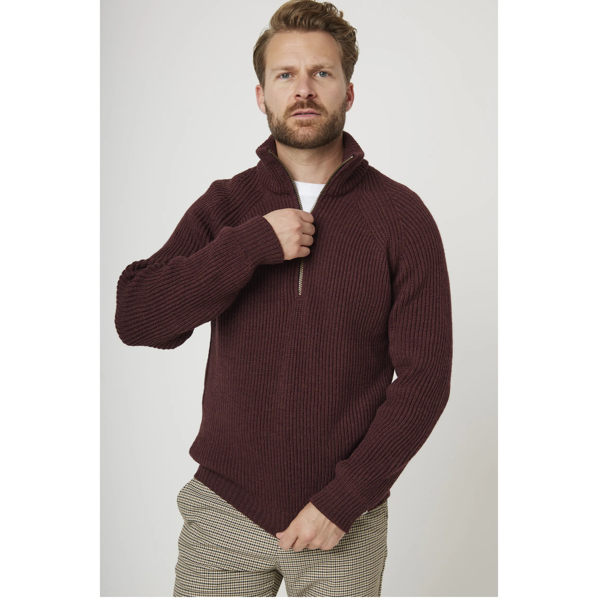 Peregrine Chunky Merino Wool Ford Half Zip Jumper WJ71044 Shiraz