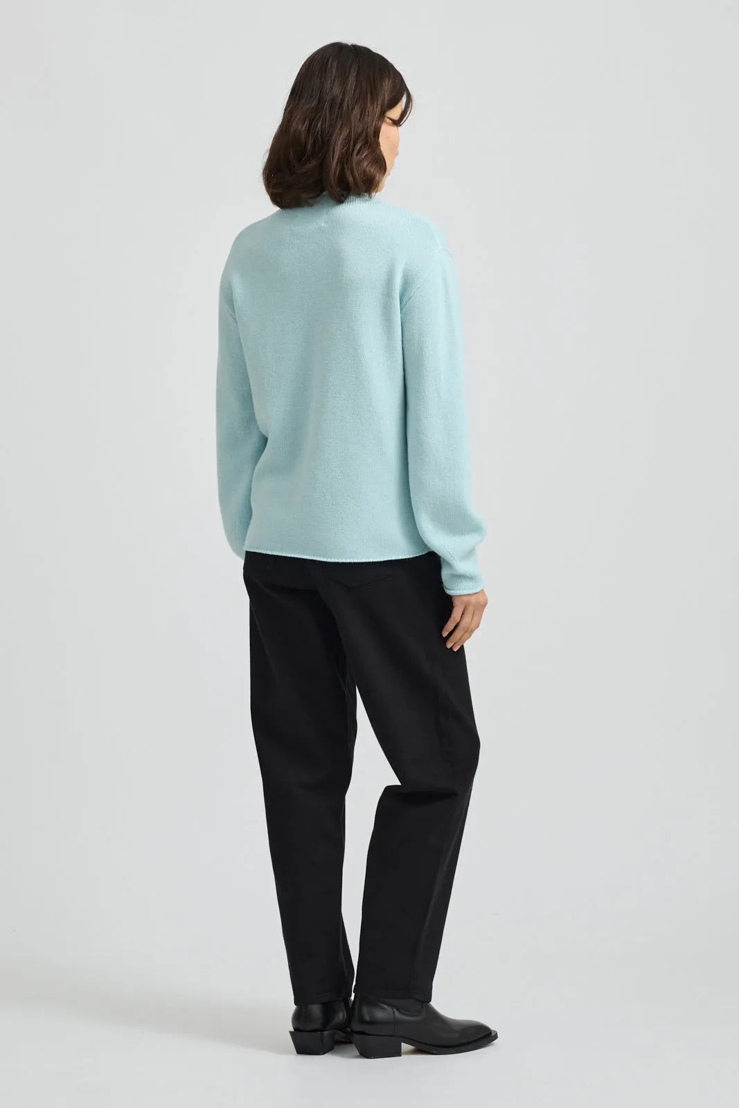 RELAXED FIT MOCK NECK