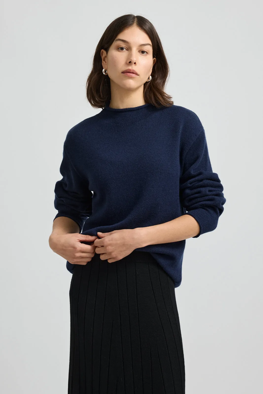 RELAXED FIT MOCK NECK