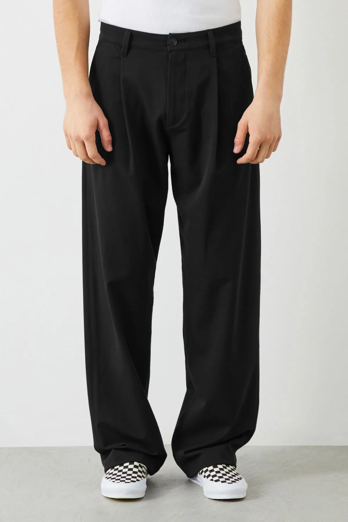 Romeo Palazzo Fit Black Men's Chino Pants