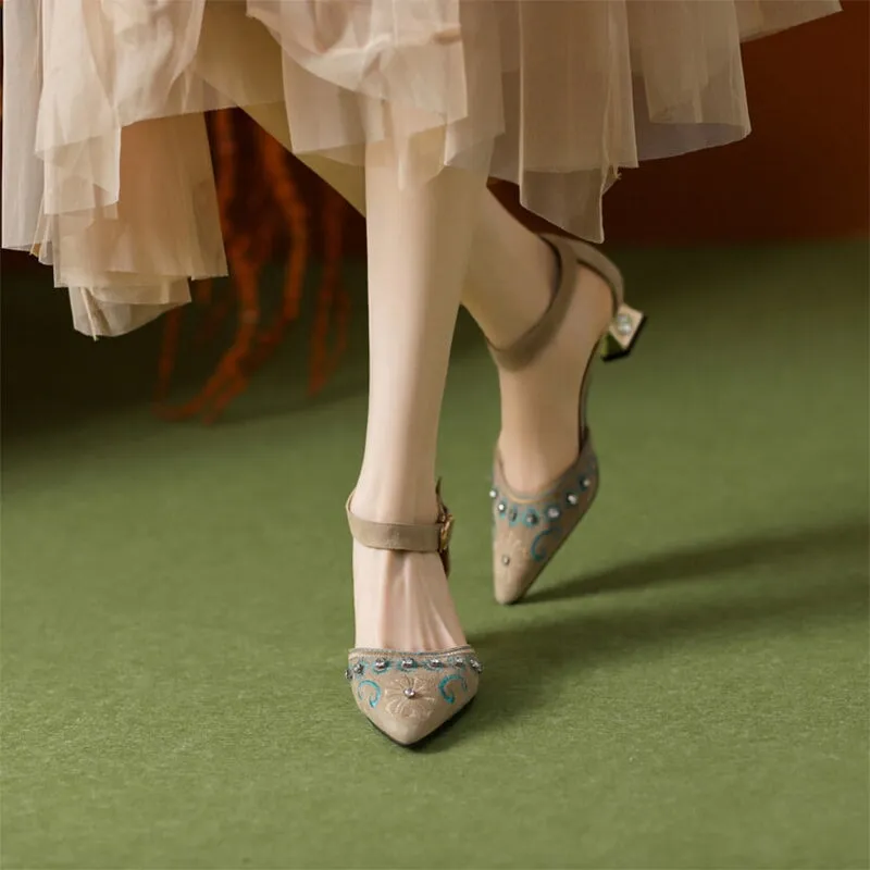 Suede Sheepskin Pumps Middle Heels Pointed Toe Retro Embroidered Style Mary Jane Shoes