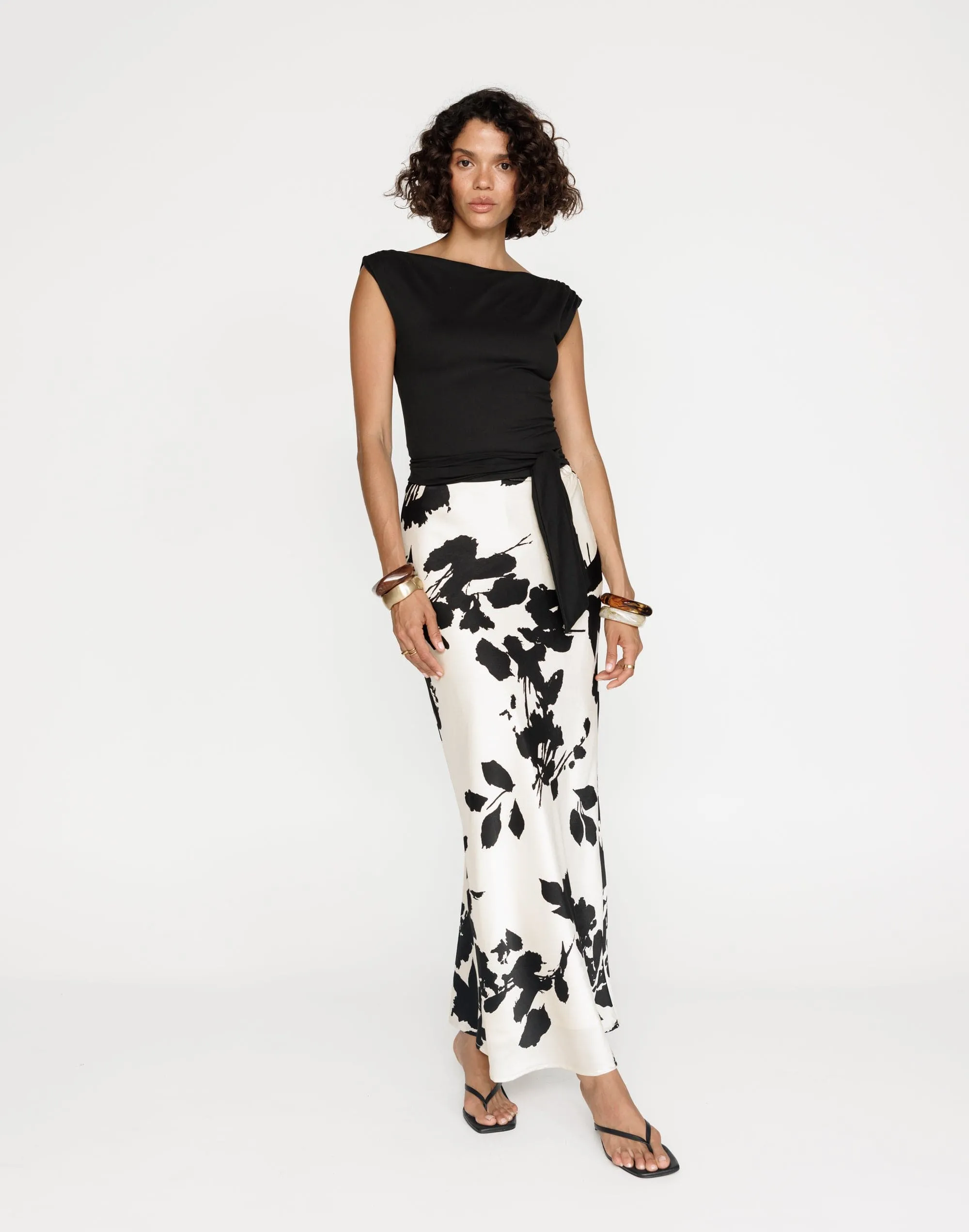 Zaya Maxi Skirt (Noir Bloom)